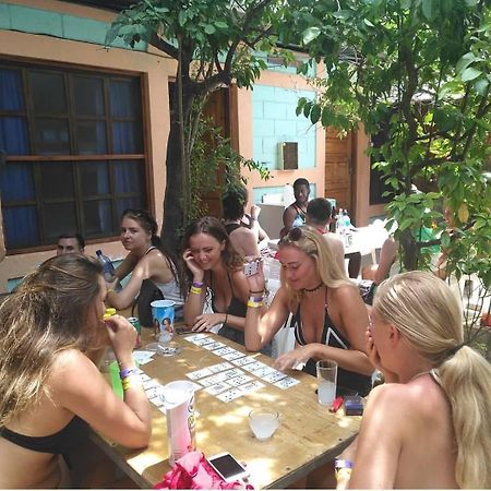 סן חואן דל סור Hostal Los Chamos מראה חיצוני תמונה