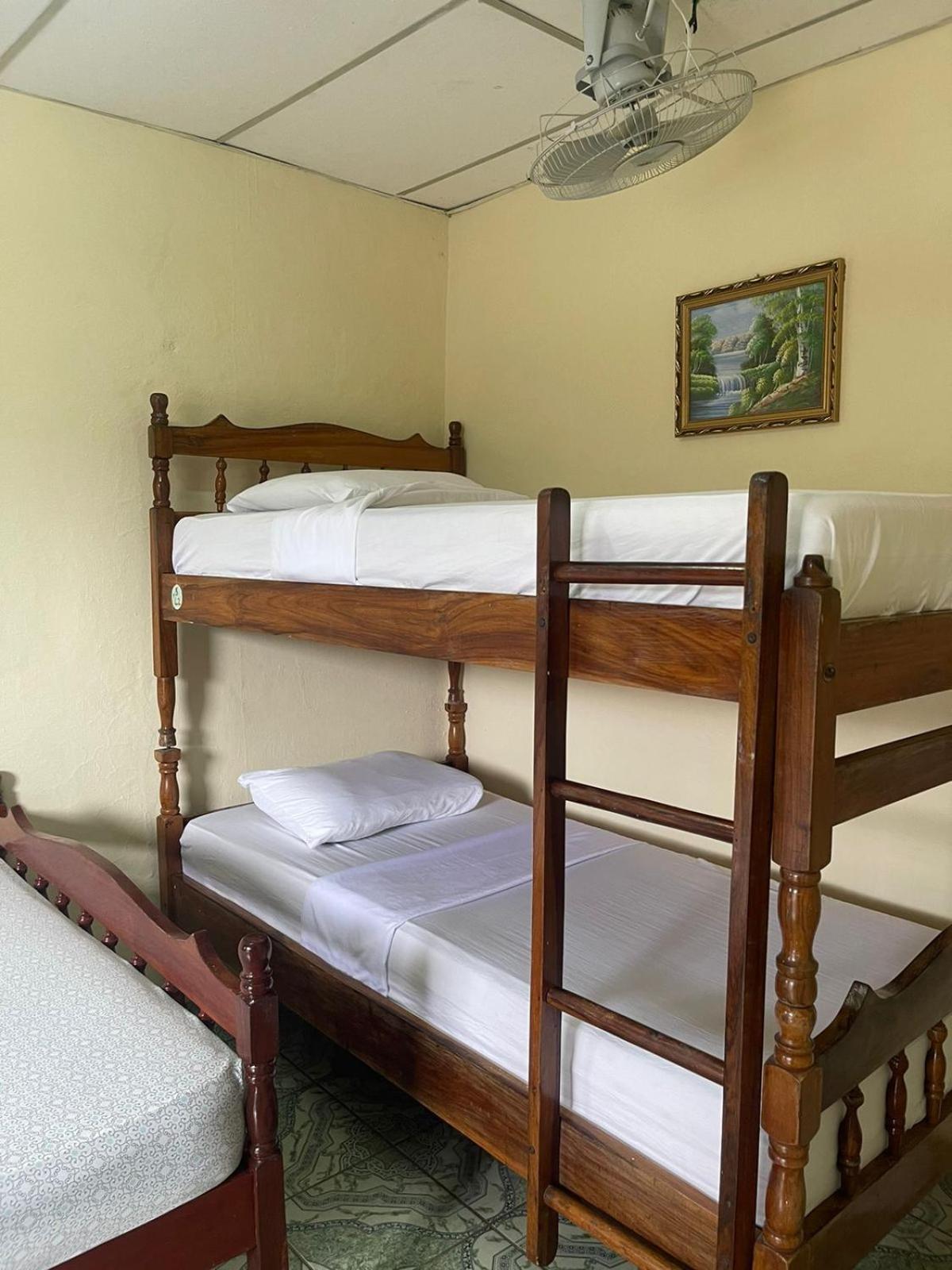 סן חואן דל סור Hostal Los Chamos מראה חיצוני תמונה